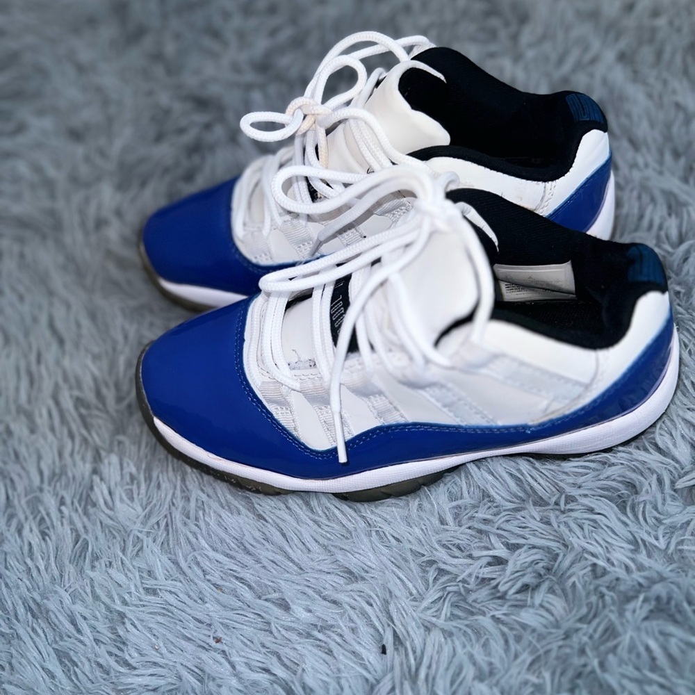 Jordan 11s